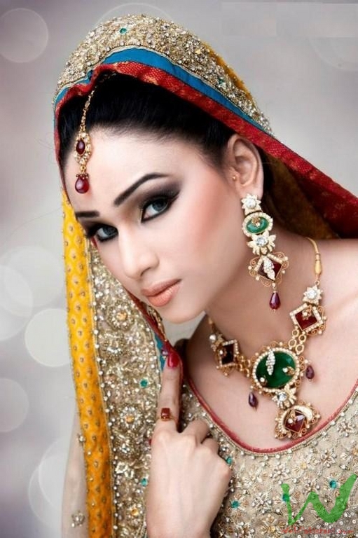 Pakistani Bridal Makeup 03