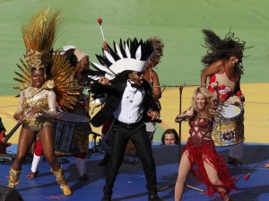 Shakira and Carlinhos Brown Perform During The 2014 World Cup Closing Ceremony