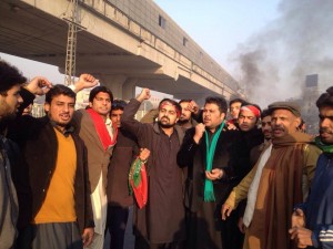 Mazang Blocked PTI Workers