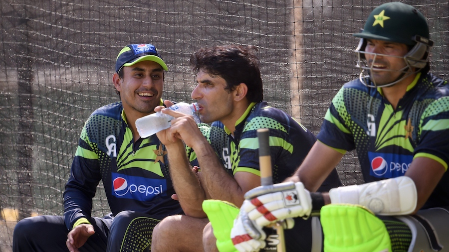 Misbah-ul-Haq cools off with Nasir Jamshed World Cup 2015 at Adelaide