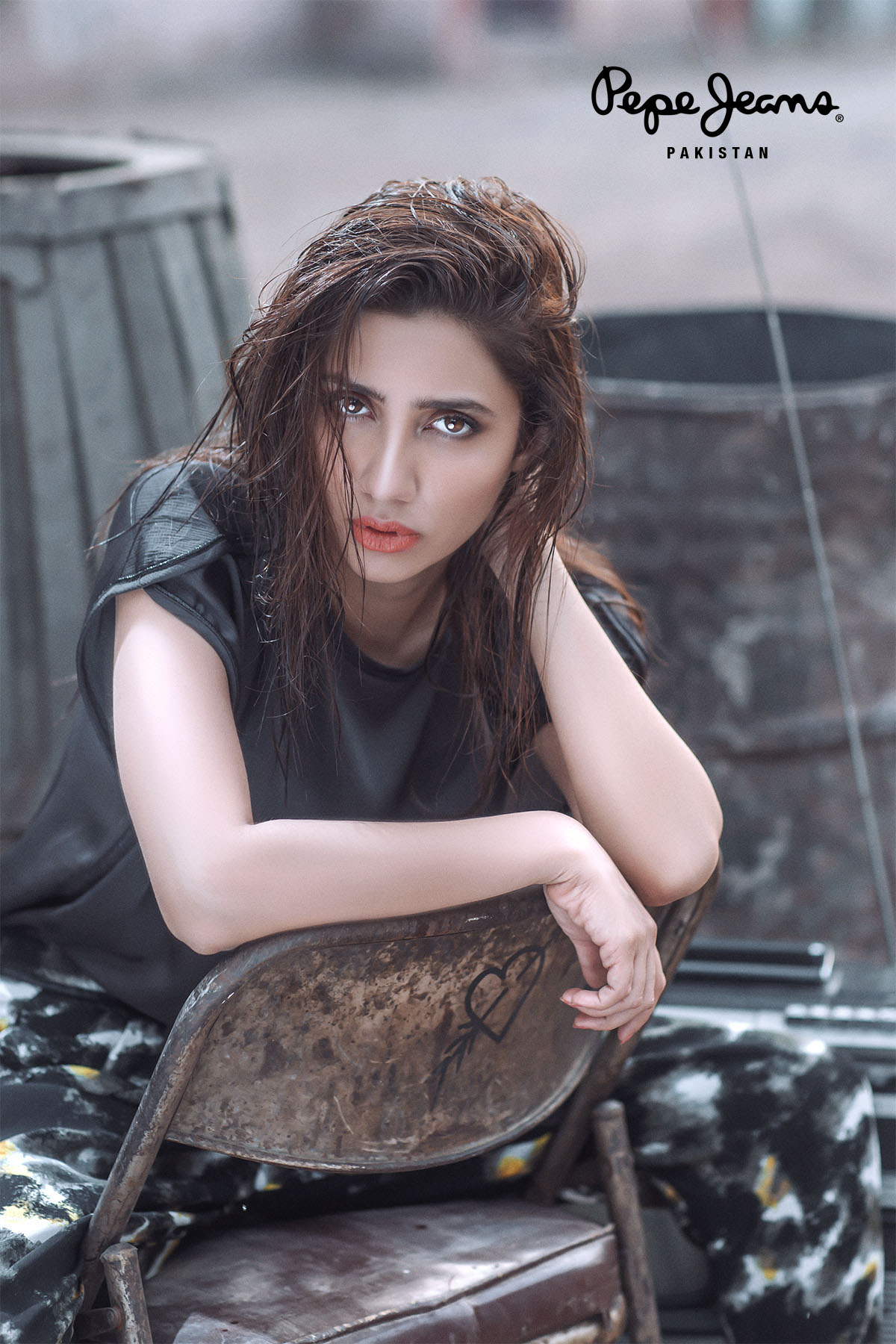 Mahira Khan for Pepe Jeans Pakistan Winter 2015 Campaign - #MKLovesPepe (1)