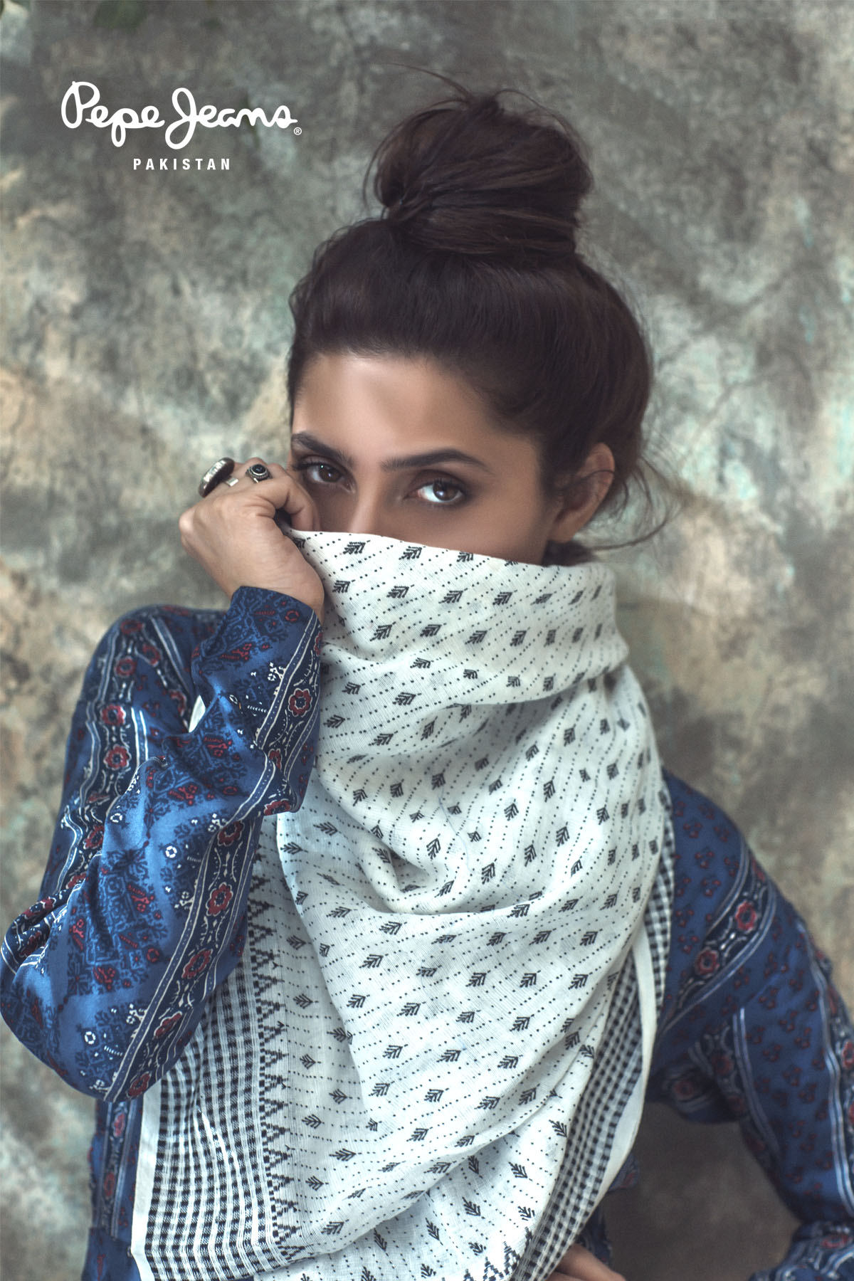 Mahira Khan for Pepe Jeans Pakistan Winter 2015 Campaign - #MKLovesPepe (14)
