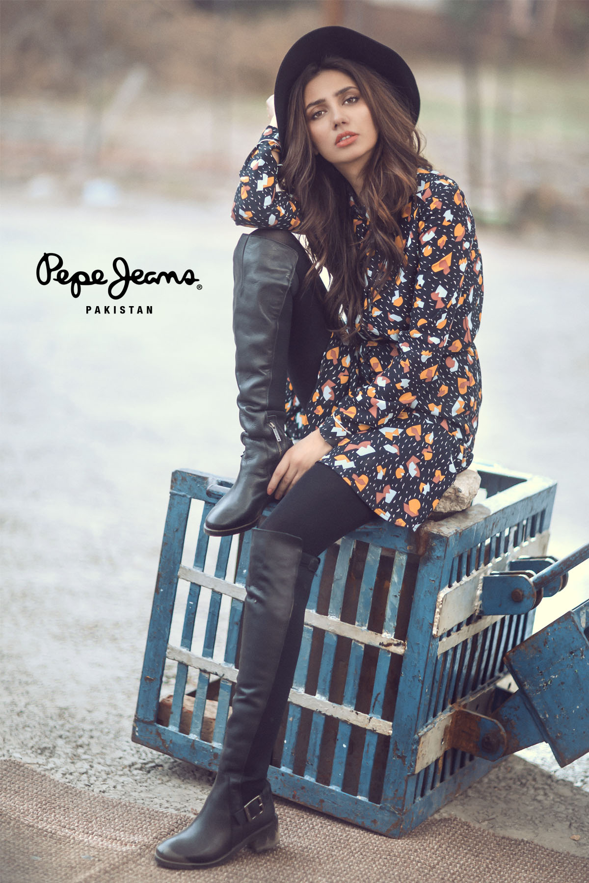 Mahira Khan for Pepe Jeans Pakistan Winter 2015 Campaign - #MKLovesPepe (5)